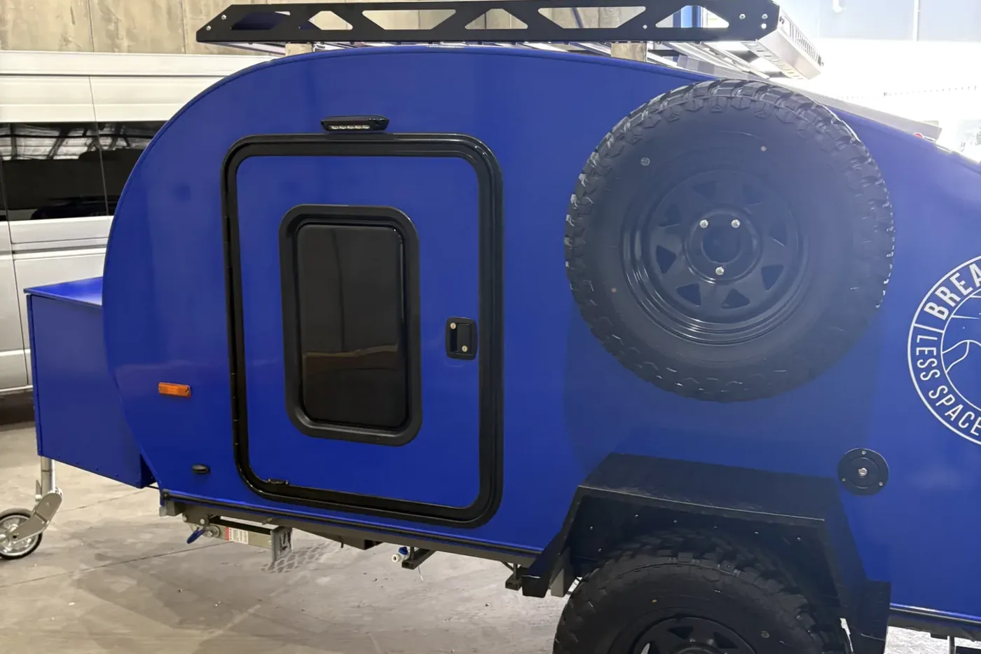 Breath Essential side door and spare wheel detail